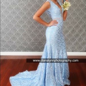 Jovani Prom Dress Size 0 but fits like a 2